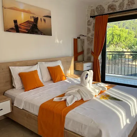 Stonehouse 1 * Kaş